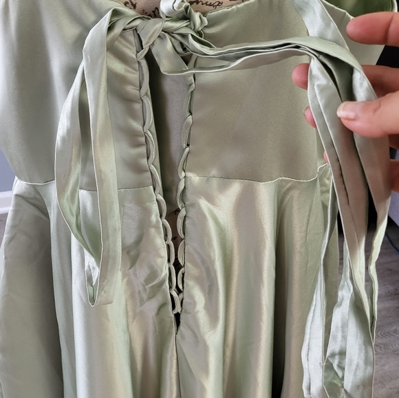 Wedding/Prom Dress - Picture 10 of 13